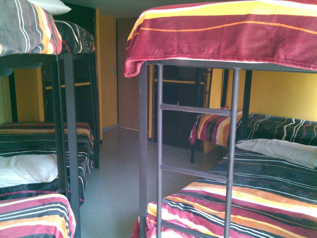 Hostel 399 Conejos Y Yoメキシコシティ 部屋 写真